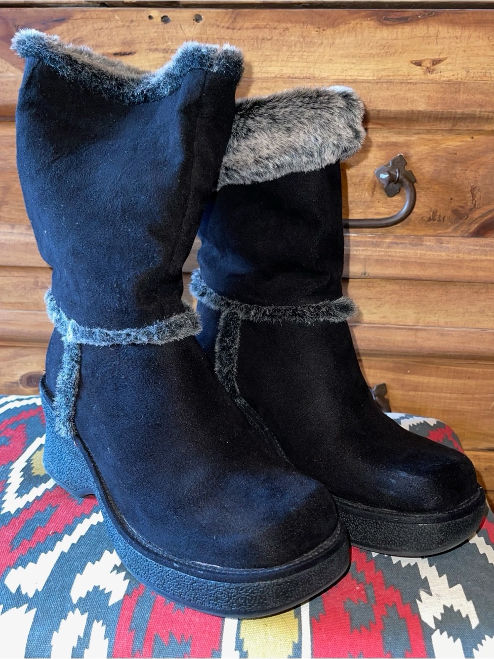 Women's Black Faux-Fur Trim Suede-Look Mid-Calf Heeled Boots
